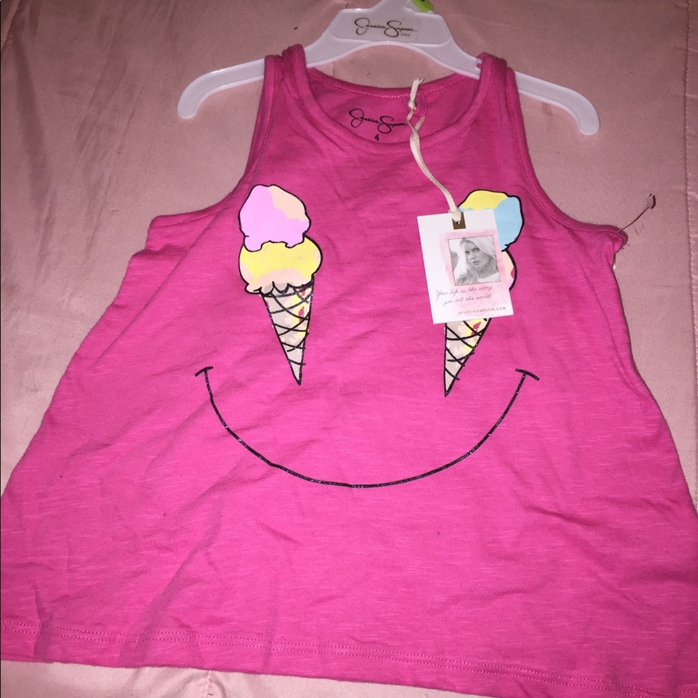 Girls shirt NEW!